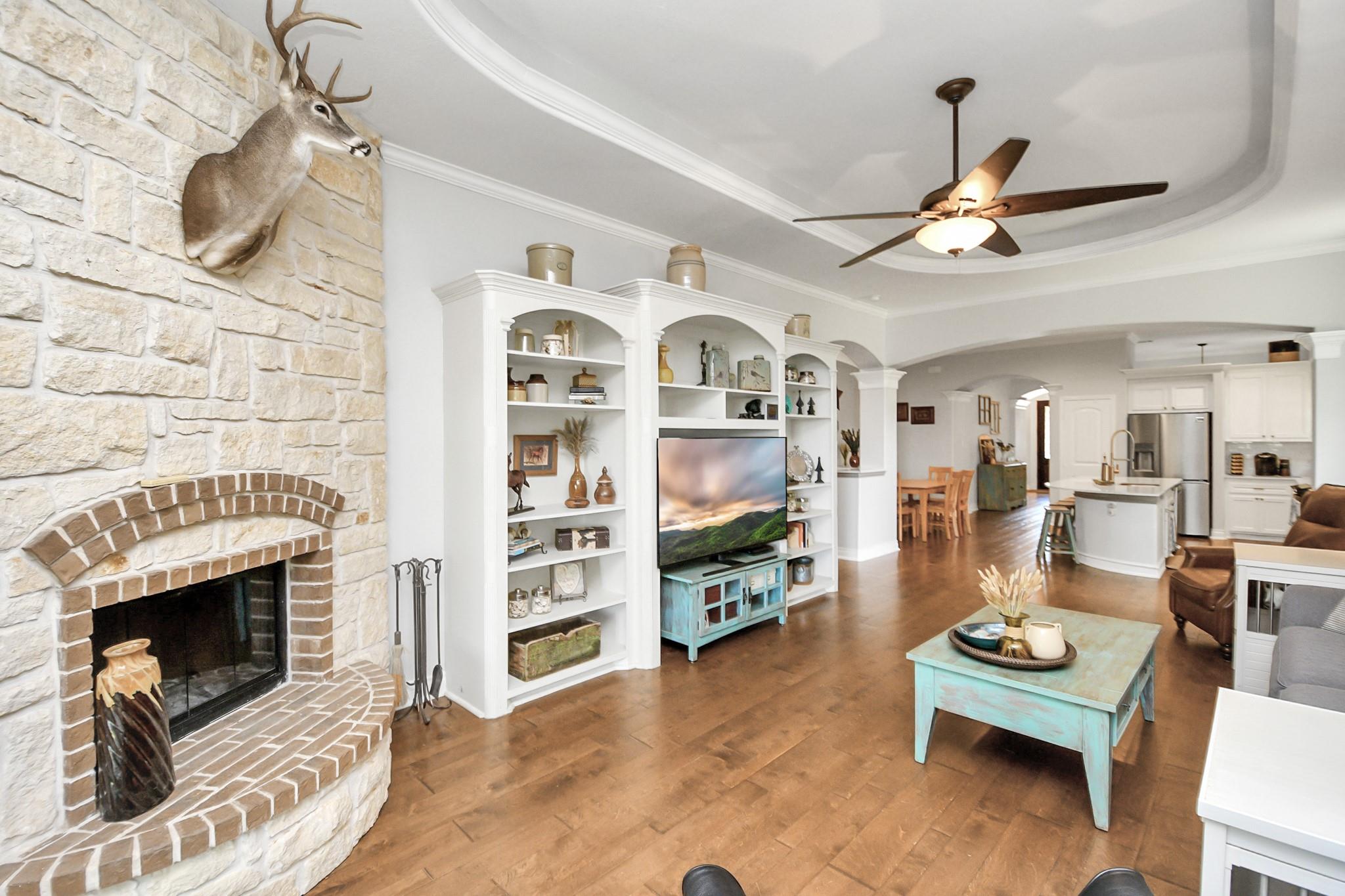 5360 Muske Lane, Pattison