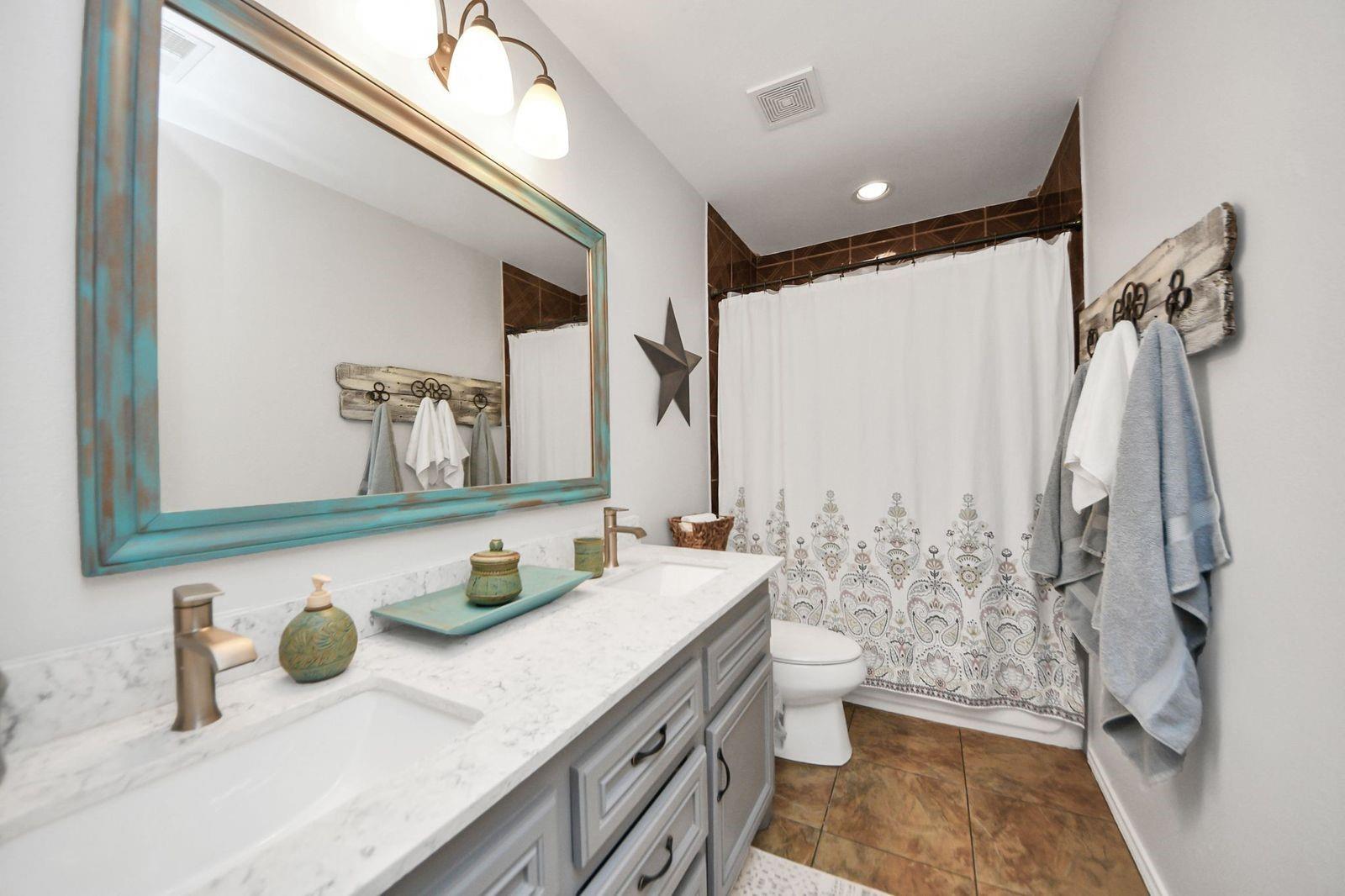 5360 Muske Lane, Pattison