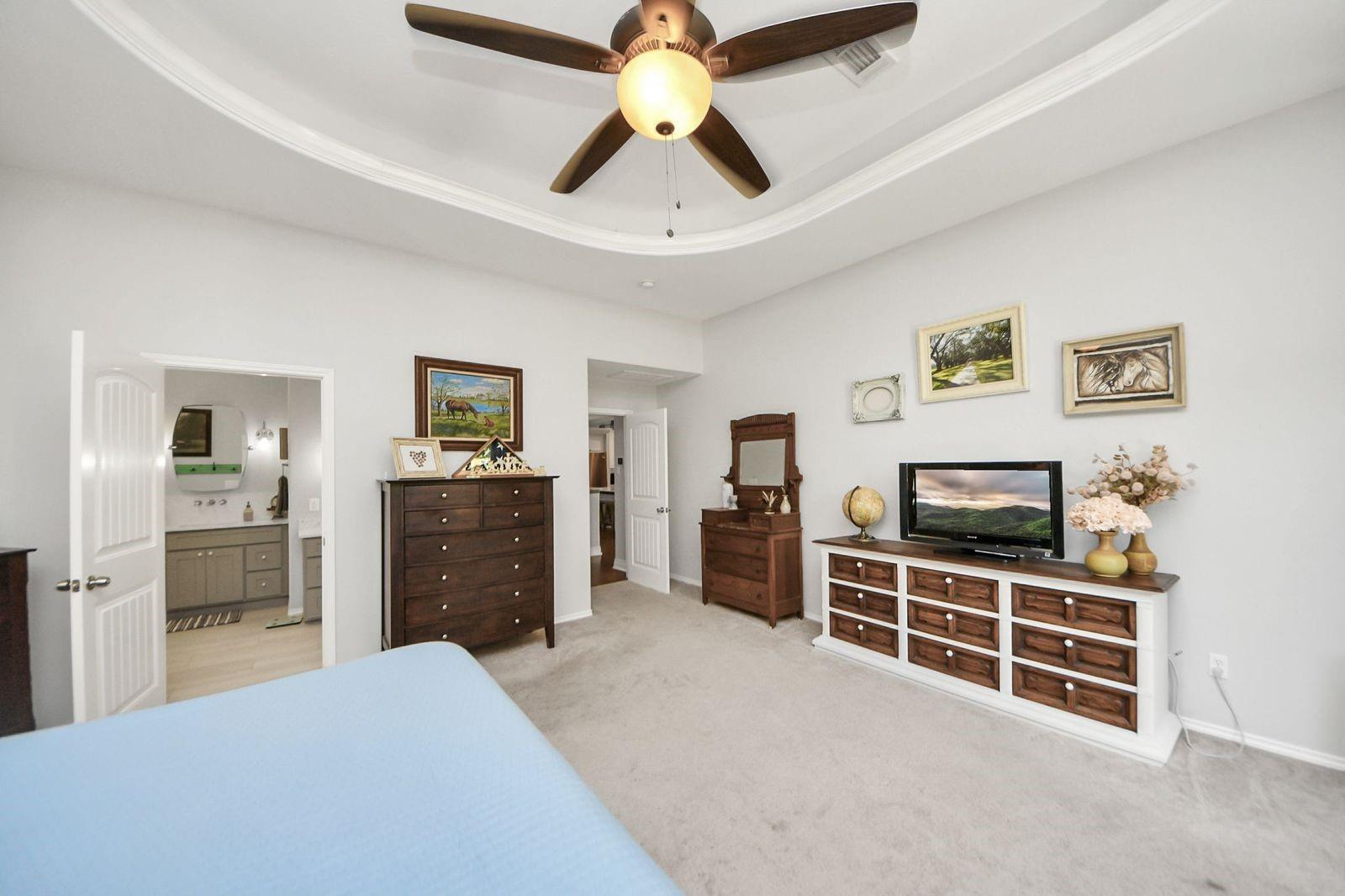 5360 Muske Lane, Pattison