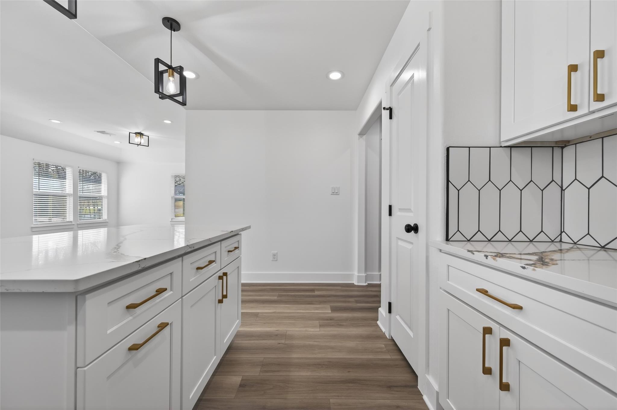 512 W Jefferson Street