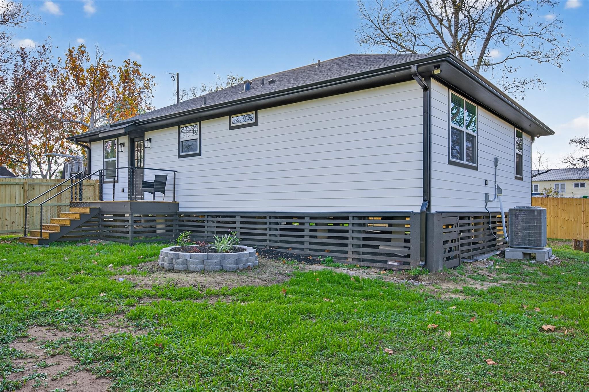 512 W Jefferson Street