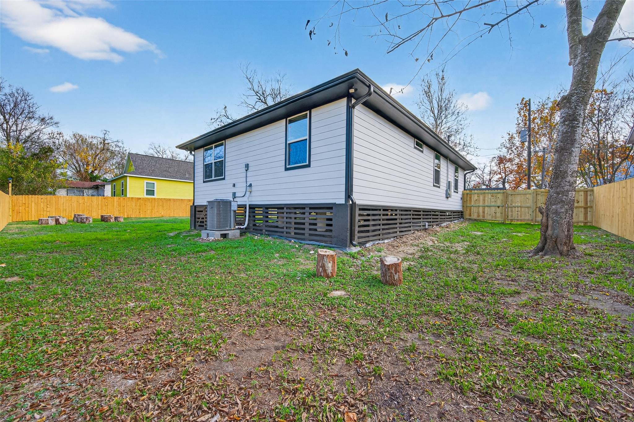 512 W Jefferson Street