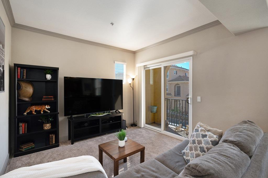 4800 Westlake Parkway 502