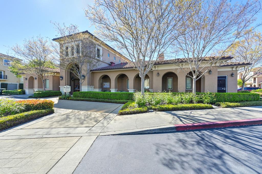 4800 Westlake Parkway 502