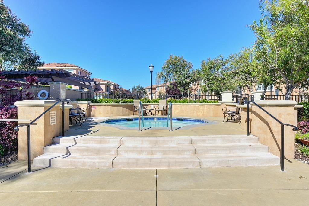 4800 Westlake Parkway 502