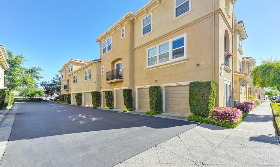 4800 Westlake Parkway 502