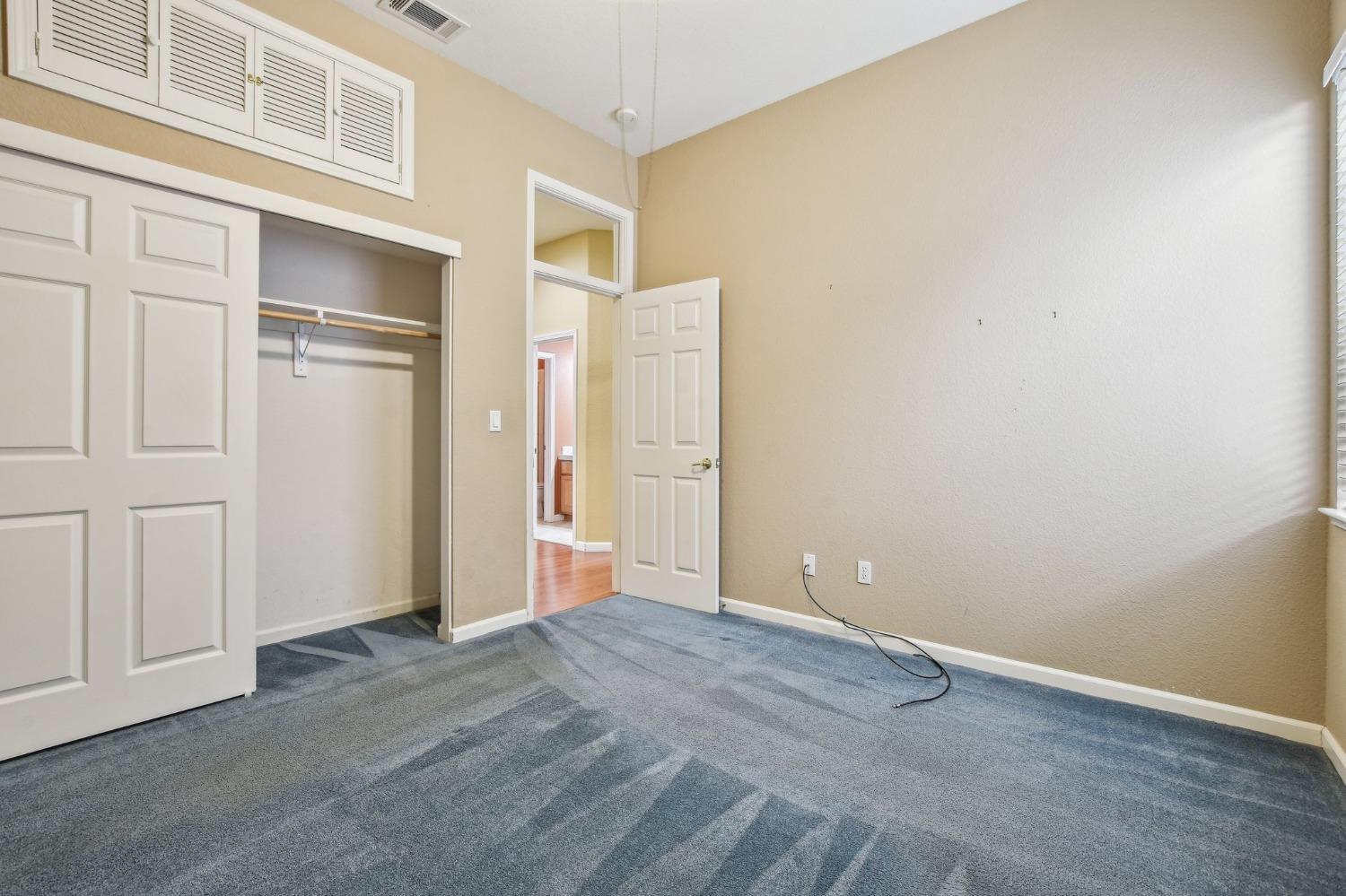 5115 Whisper Oaks Lane