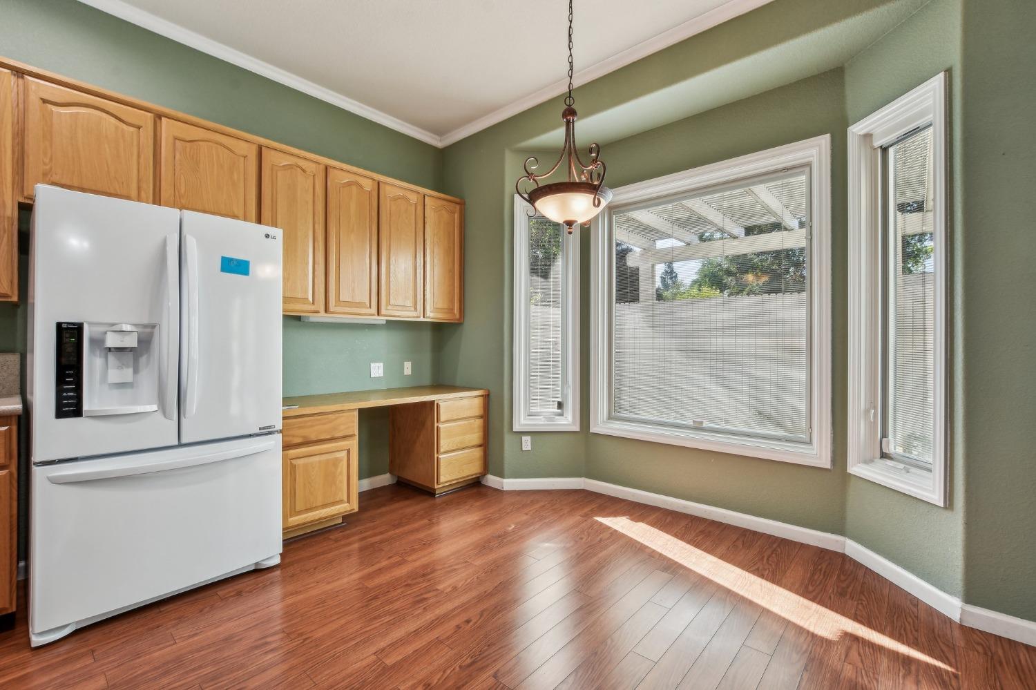 5115 Whisper Oaks Lane