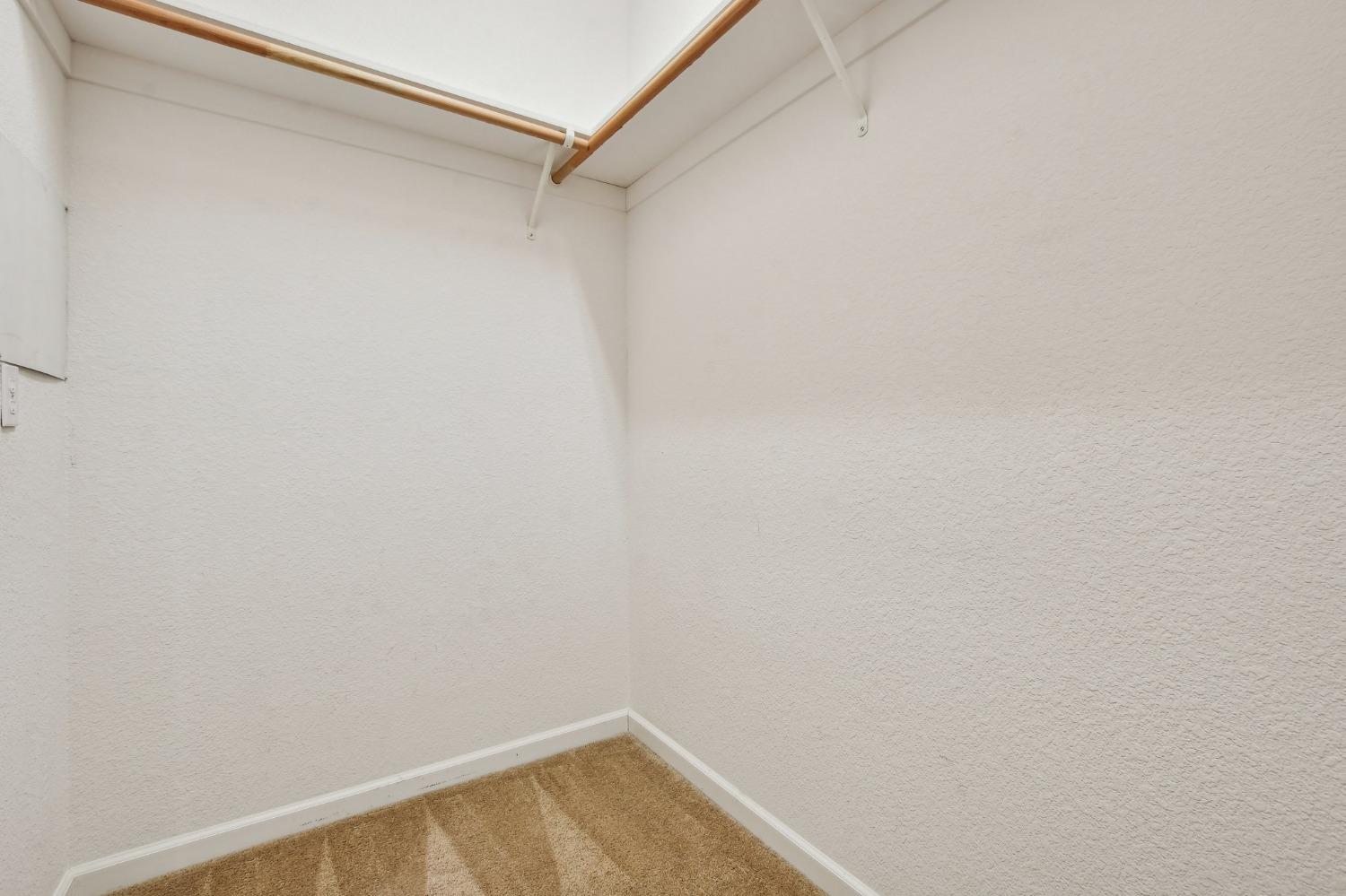 5115 Whisper Oaks Lane