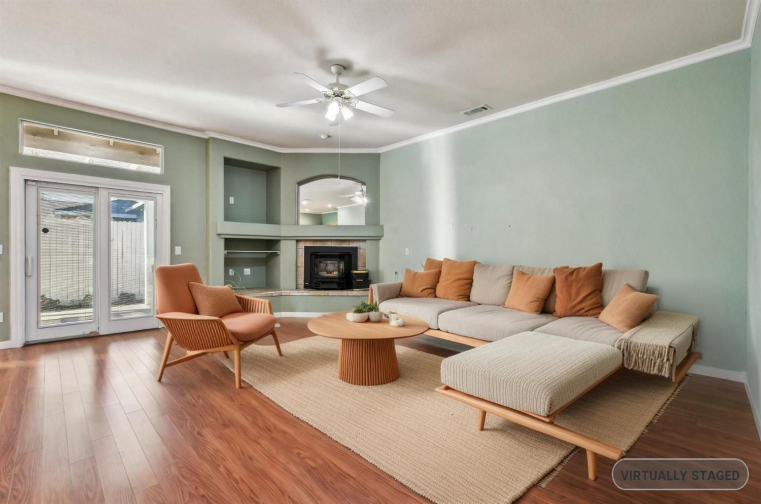 5115 Whisper Oaks Lane