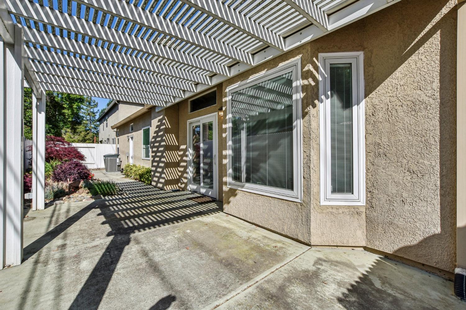 5115 Whisper Oaks Lane