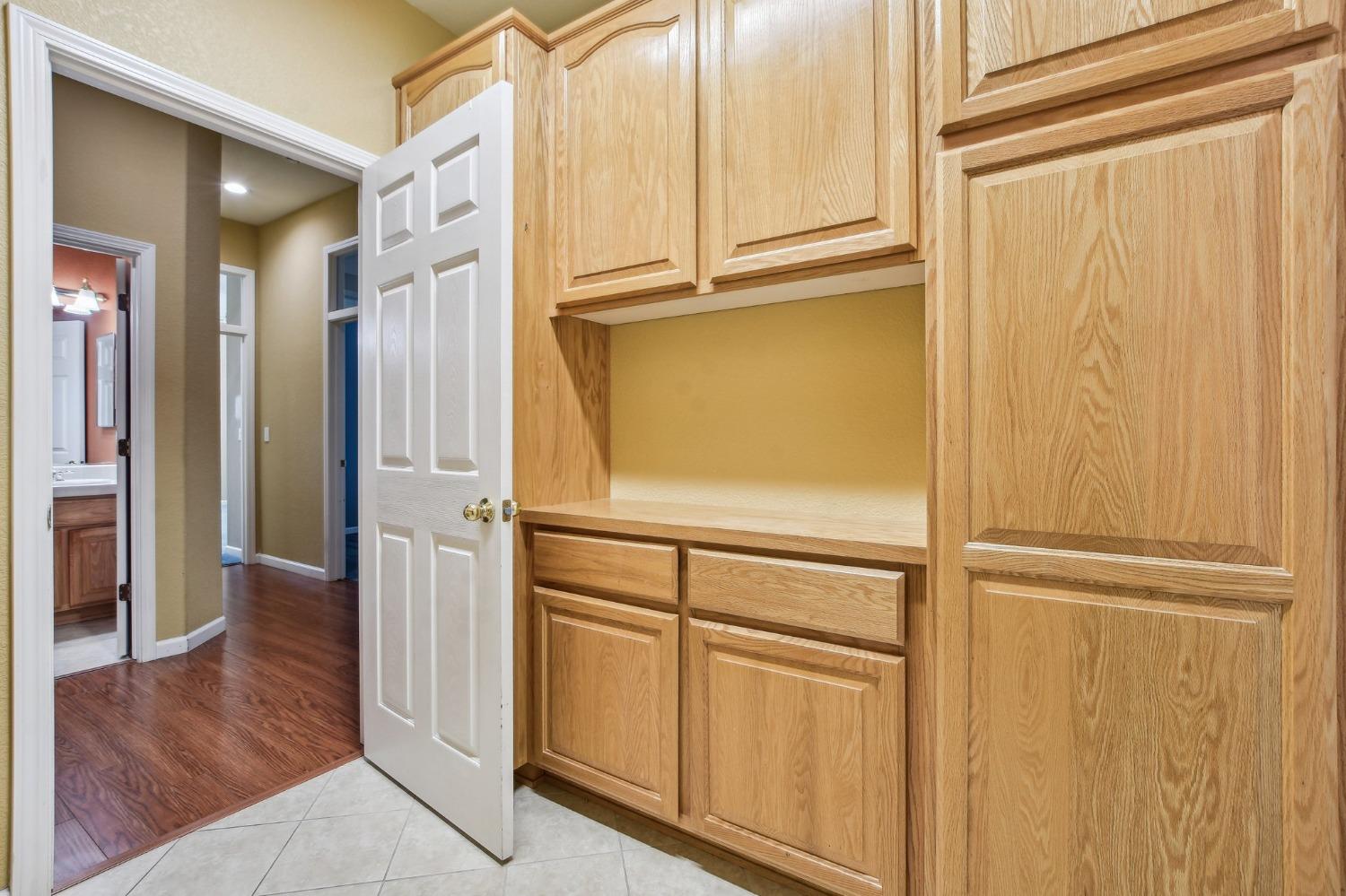 5115 Whisper Oaks Lane