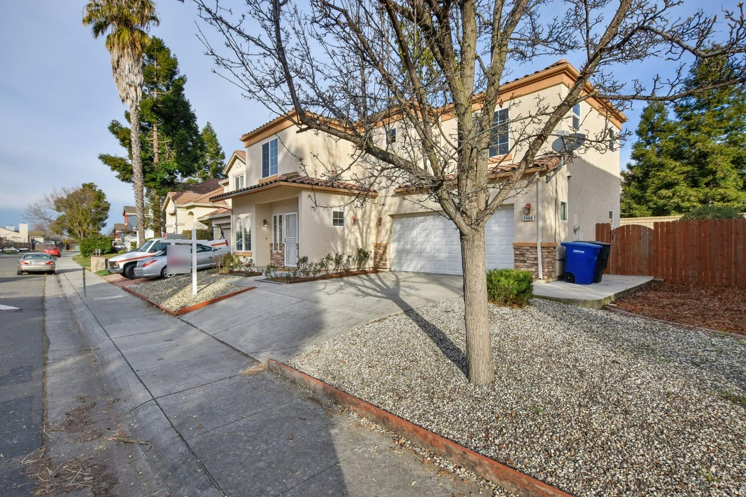 2960 Flora Springs Way