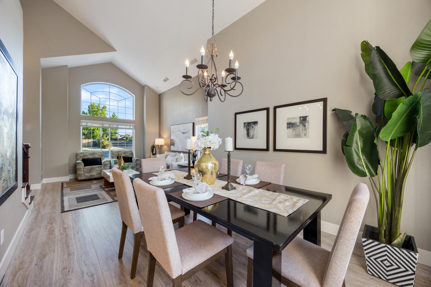 5401 Casa Grande Avenue