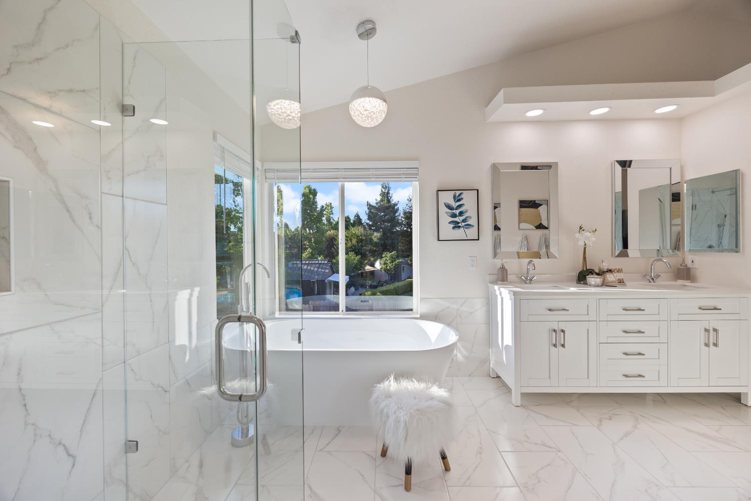 5401 Casa Grande Avenue