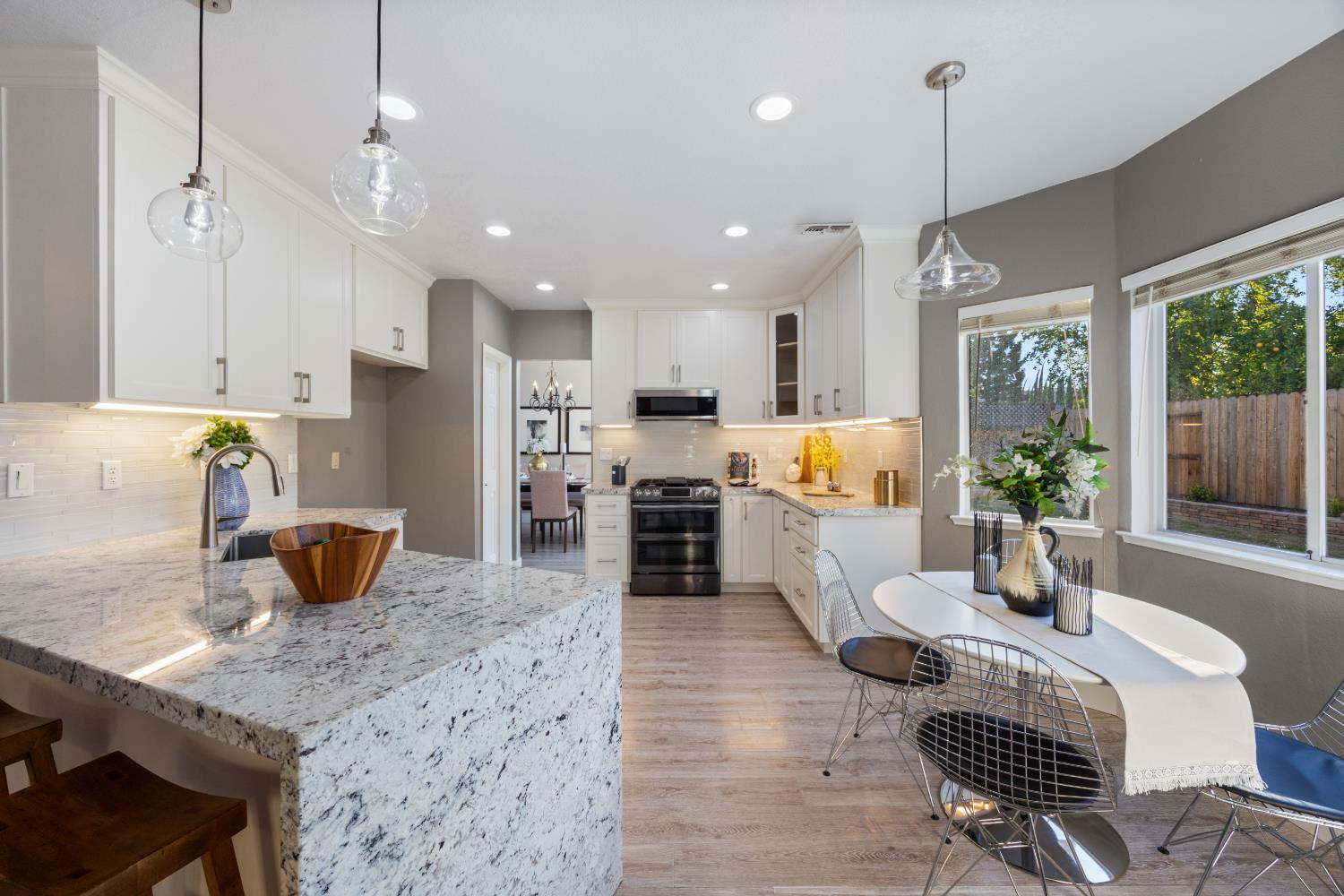 5401 Casa Grande Avenue