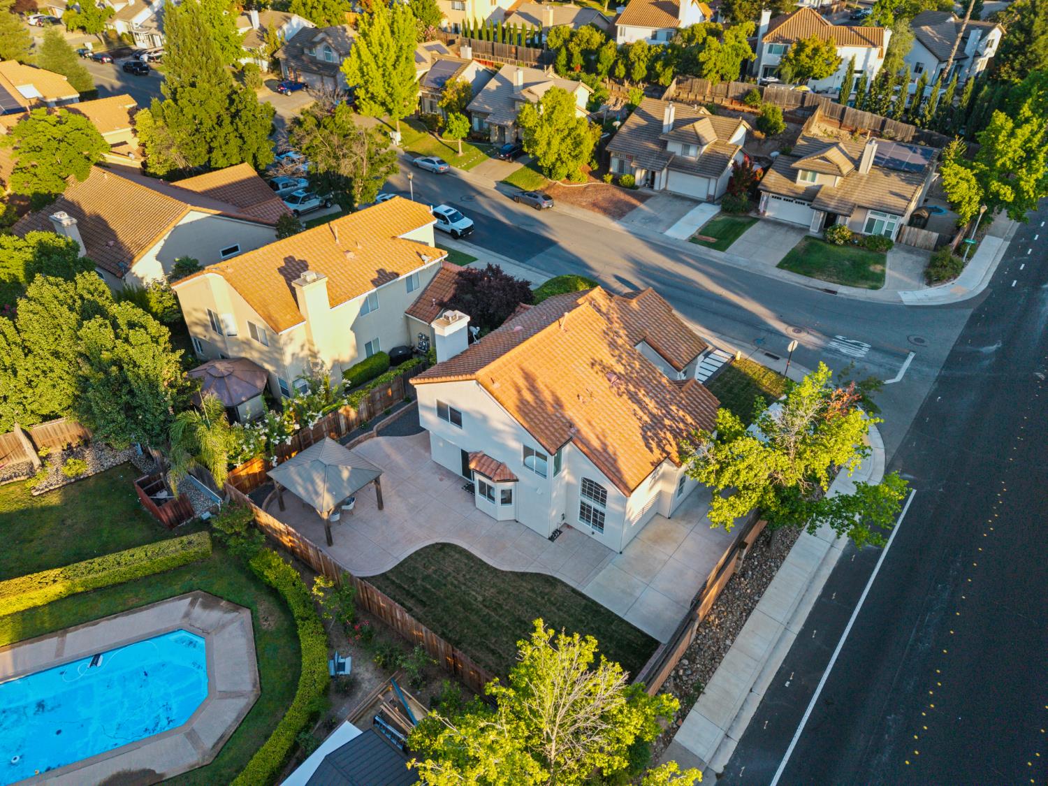 5401 Casa Grande Avenue