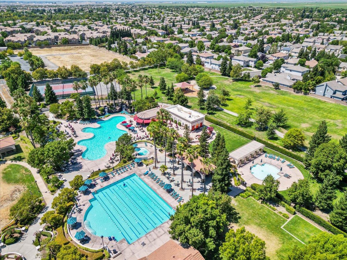 4860 Blackrock Drive