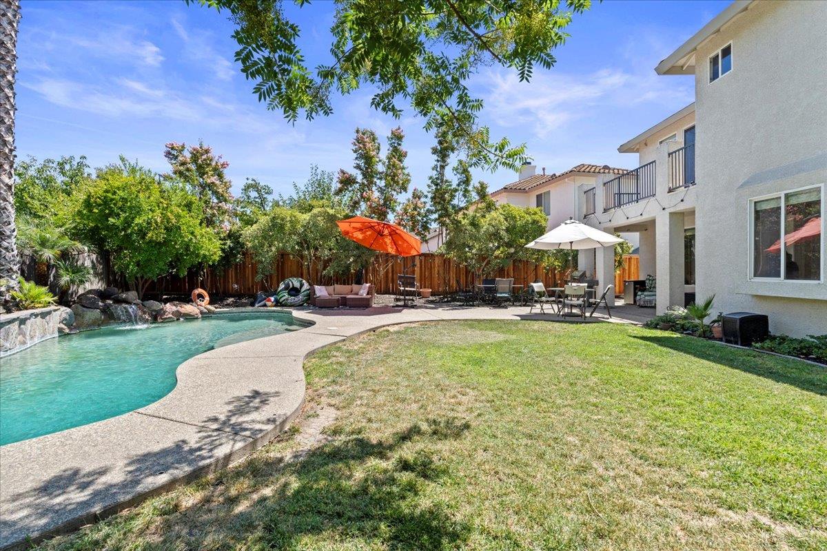 4860 Blackrock Drive