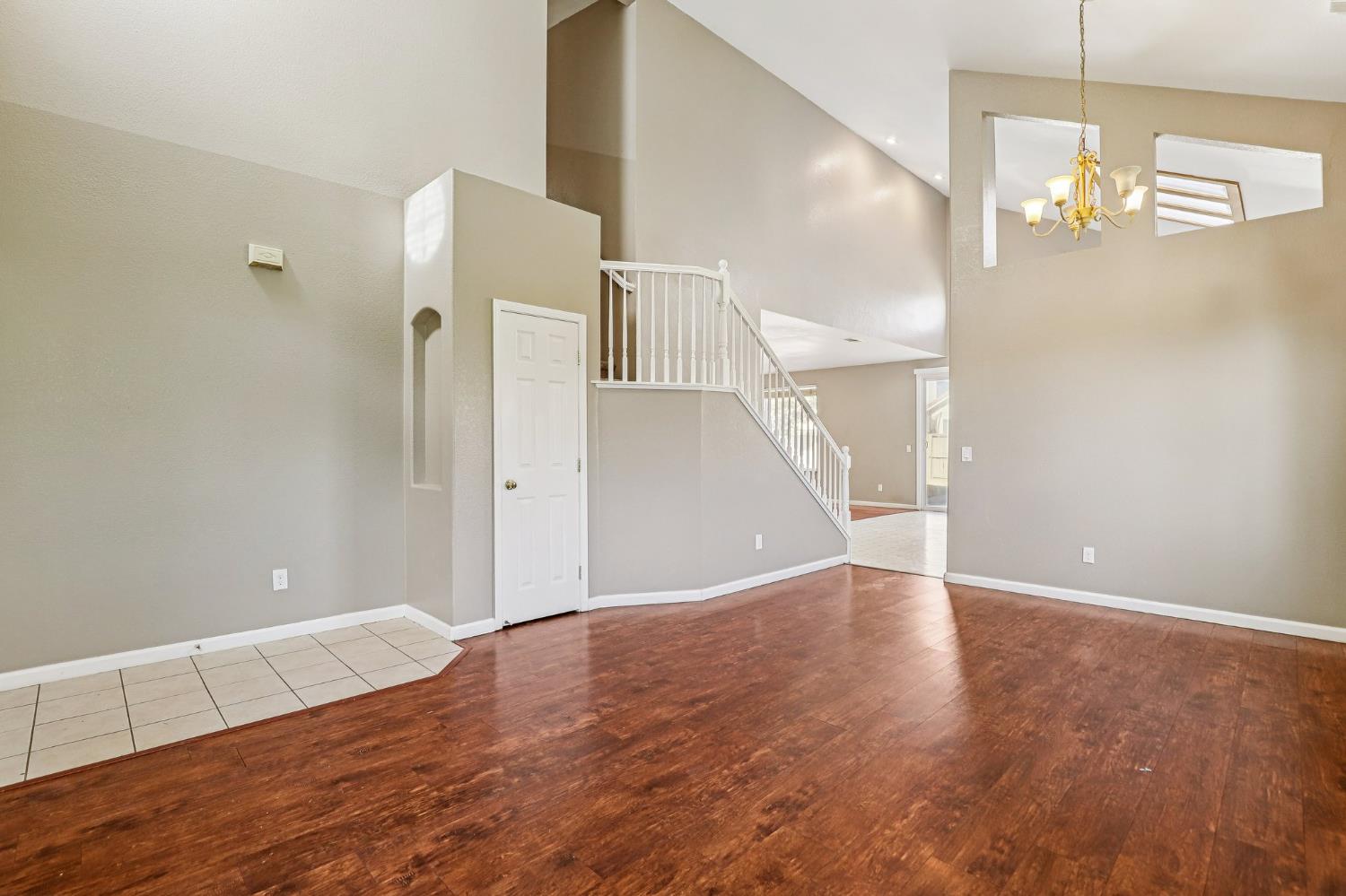 10599 Rubicon Avenue