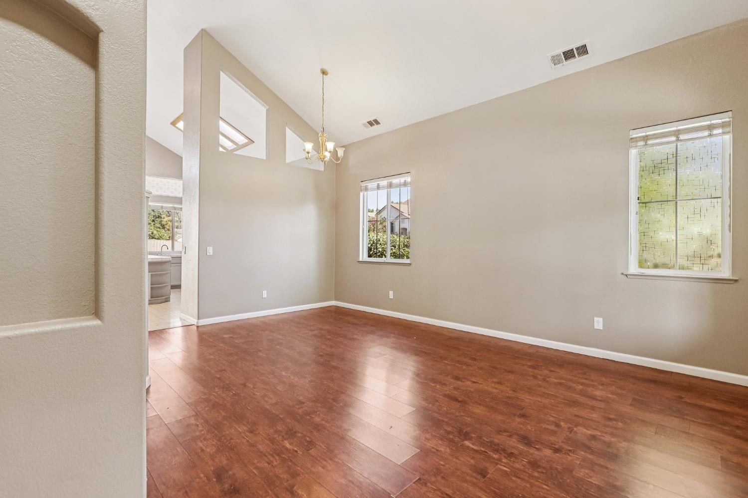 10599 Rubicon Avenue