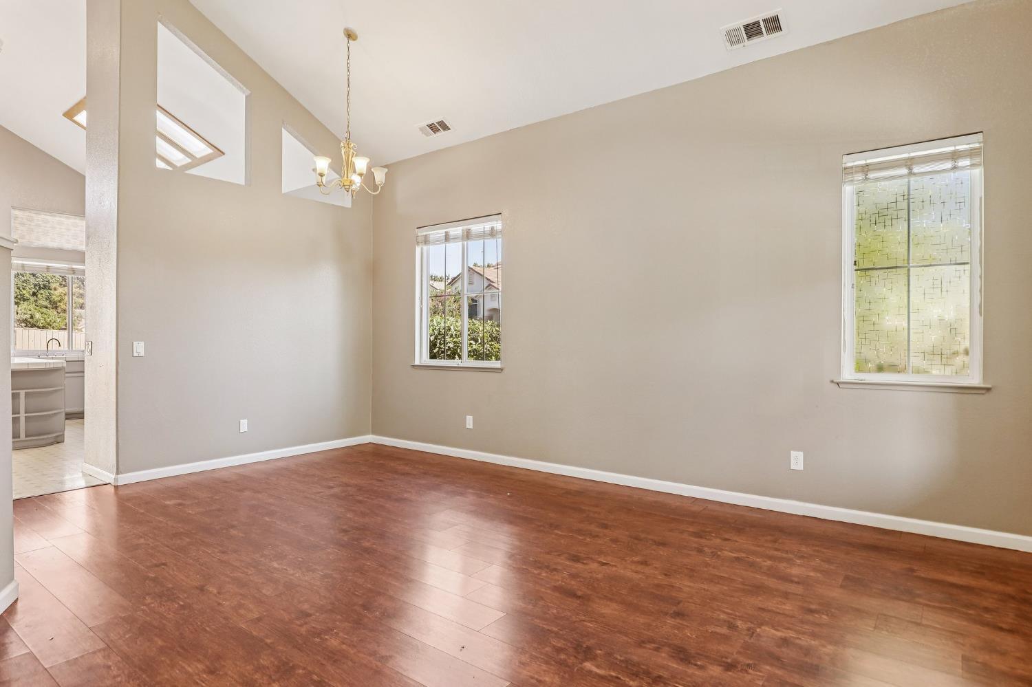 10599 Rubicon Avenue