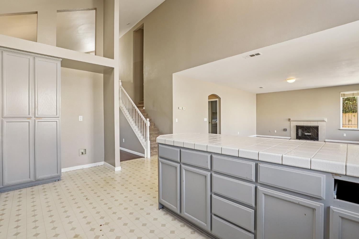 10599 Rubicon Avenue