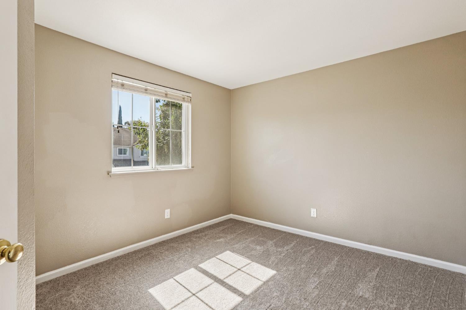 10599 Rubicon Avenue