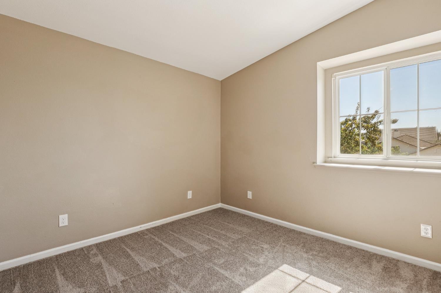 10599 Rubicon Avenue