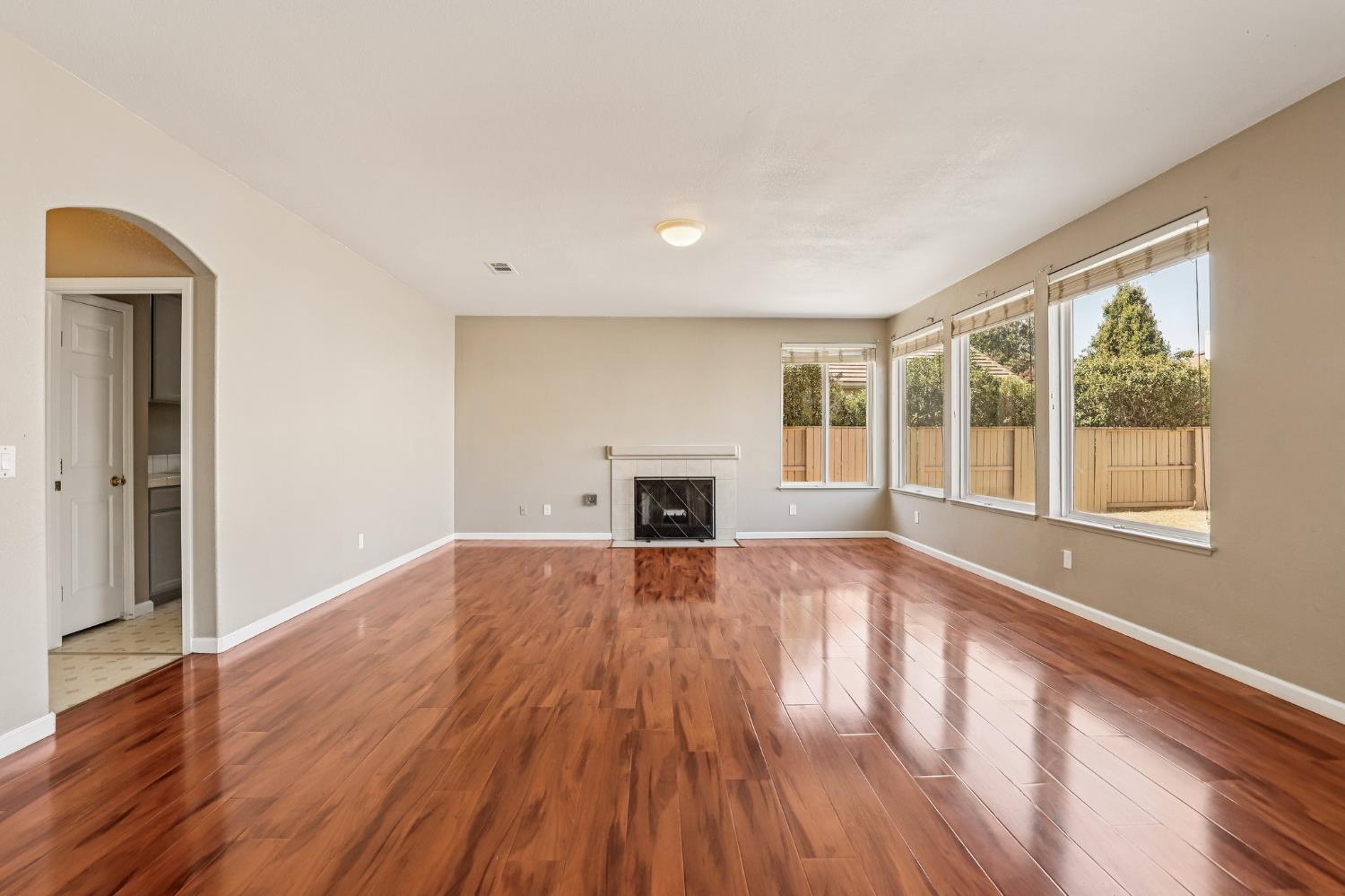 10599 Rubicon Avenue