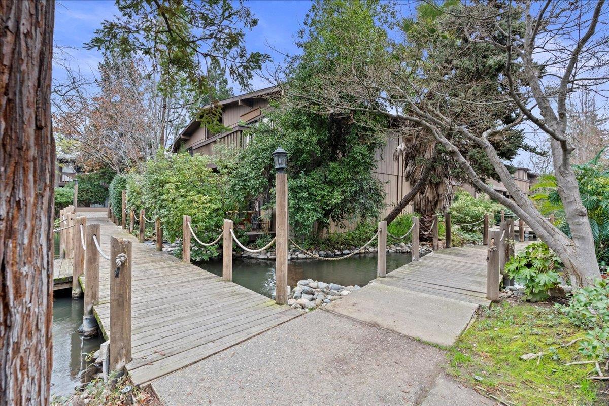 903 Fulton Avenue 407