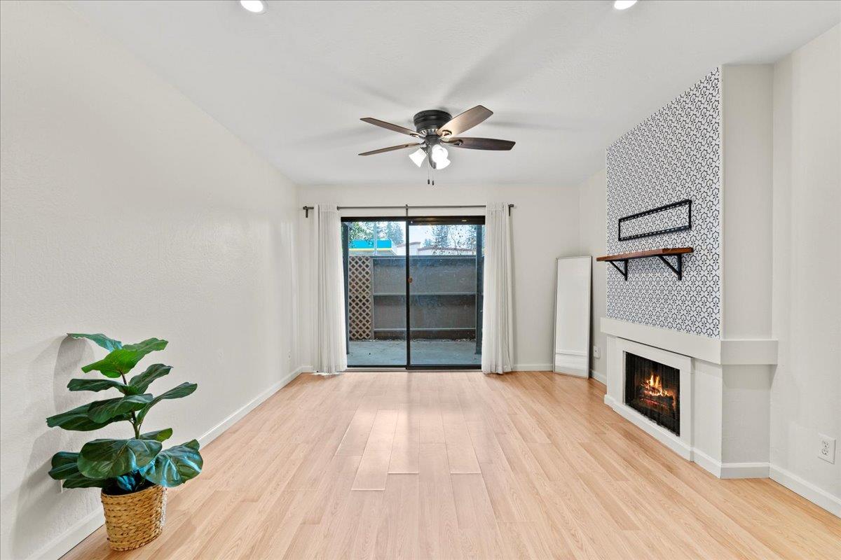 903 Fulton Avenue 407