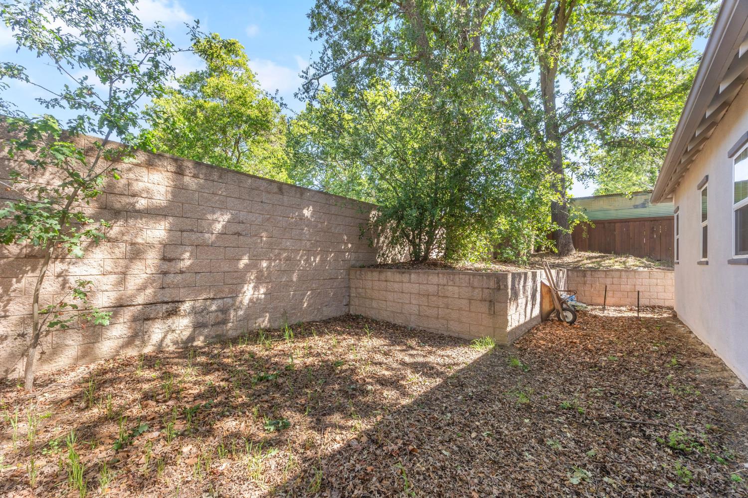 7595 Twin Bridges Lane