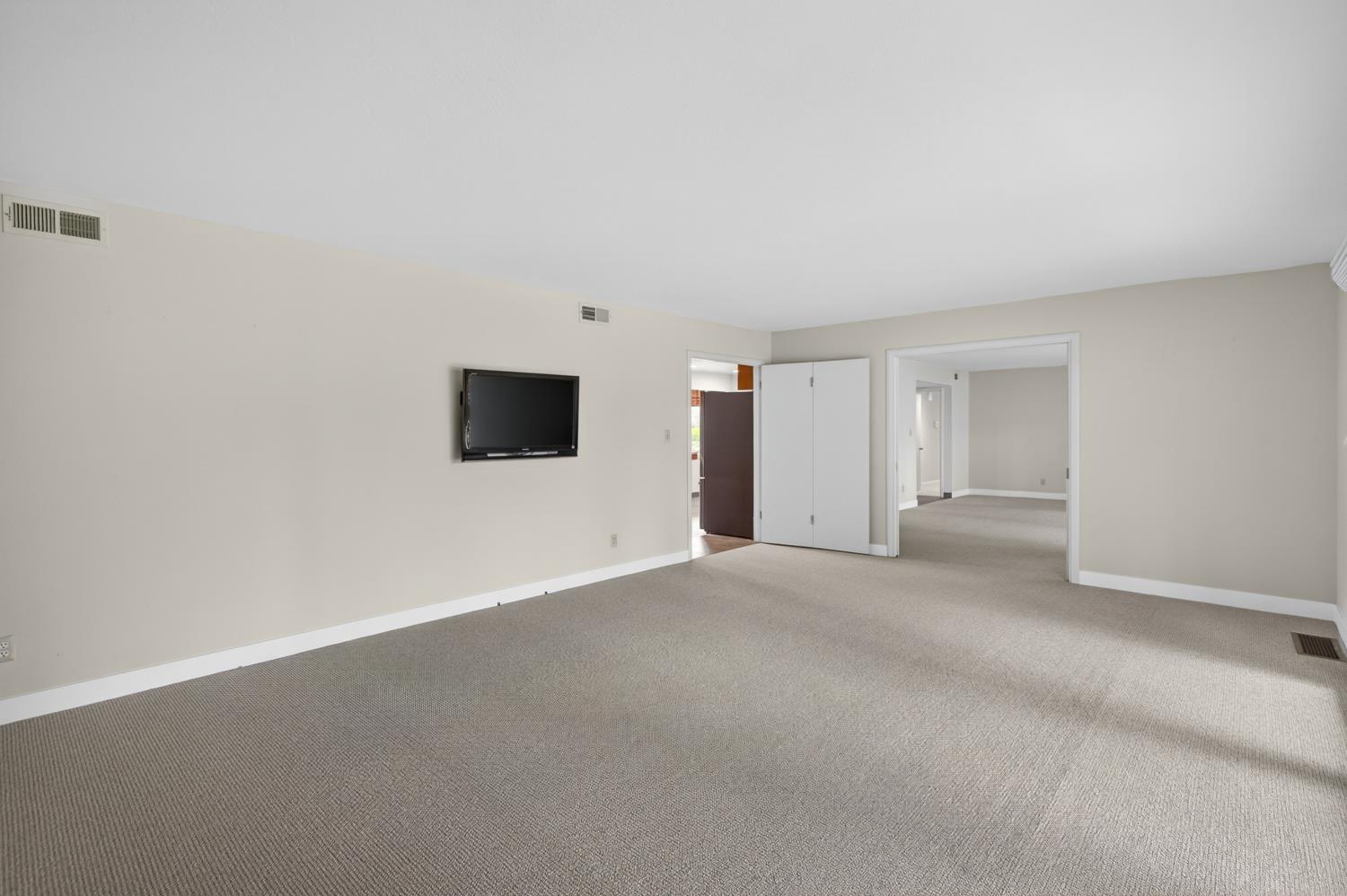 3331 Ellenmere Drive