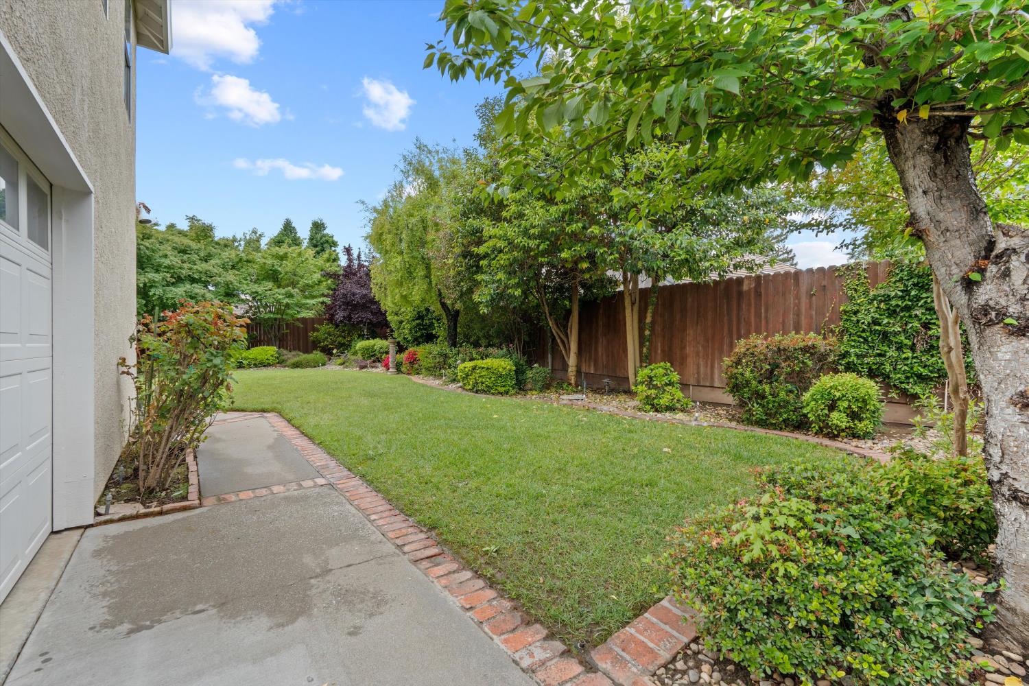 875 Shore Breeze Drive
