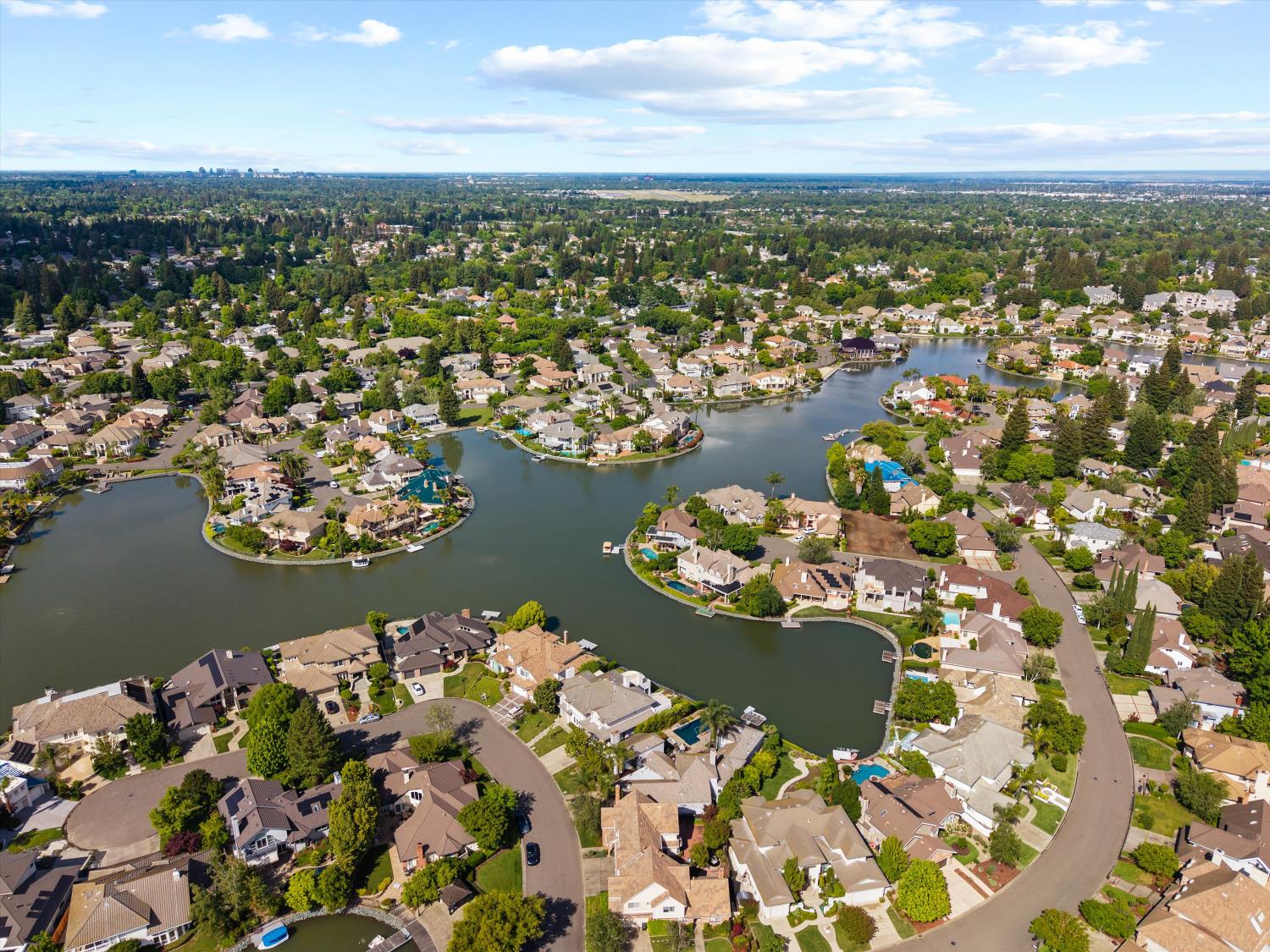 875 Shore Breeze Drive