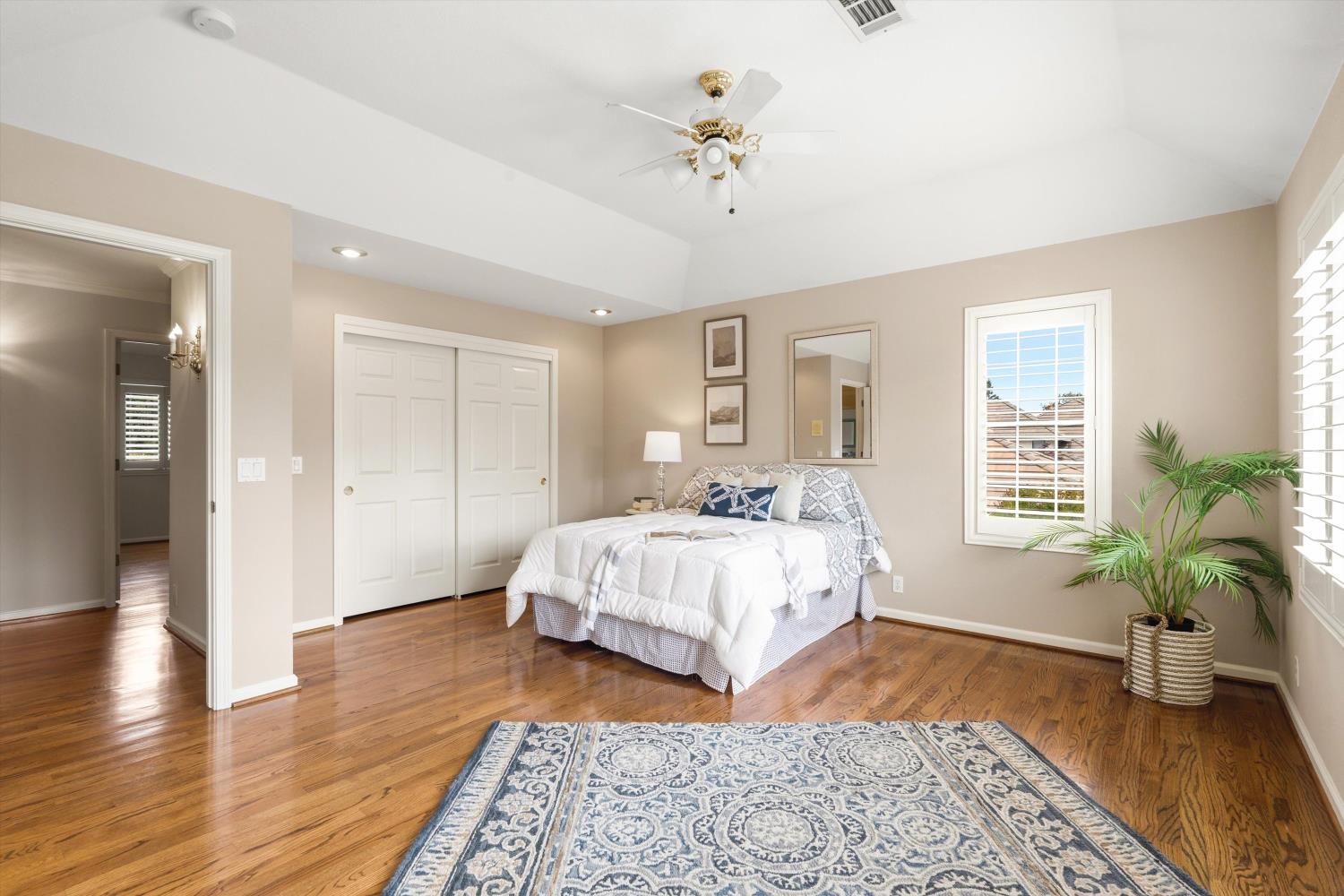 875 Shore Breeze Drive
