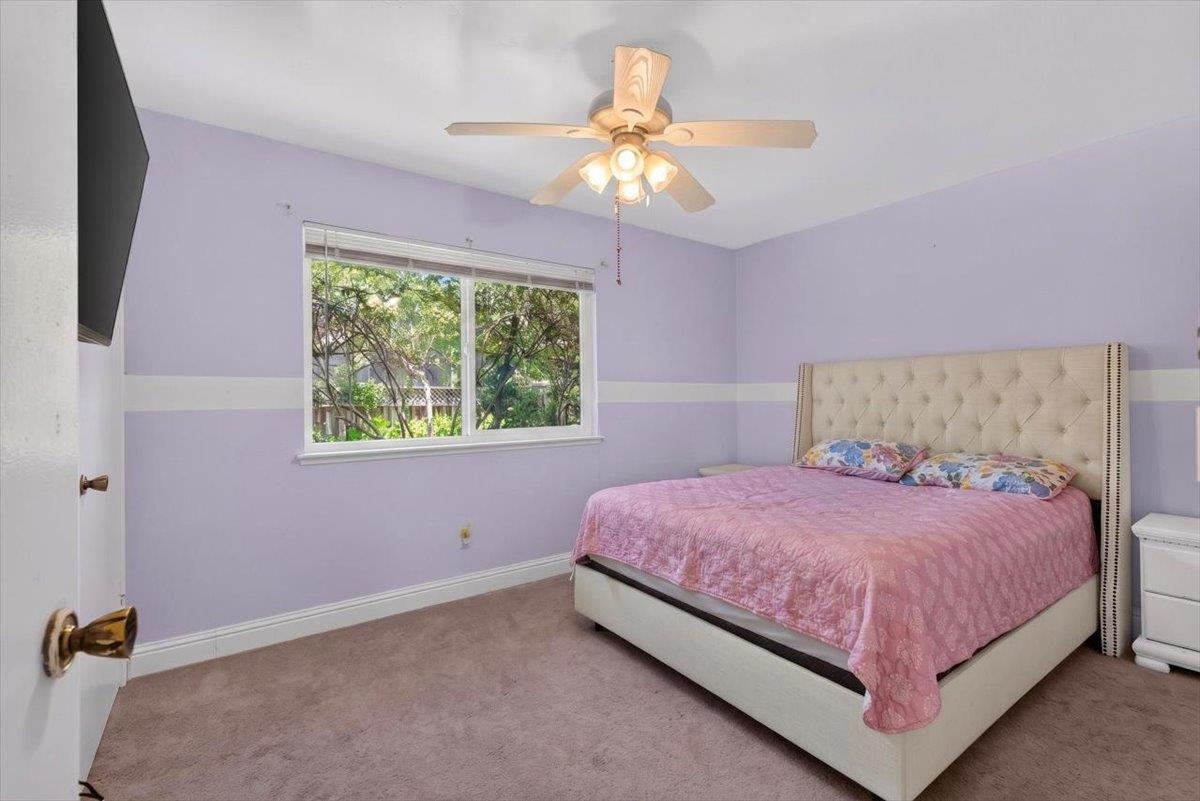 4049 Farmer Way