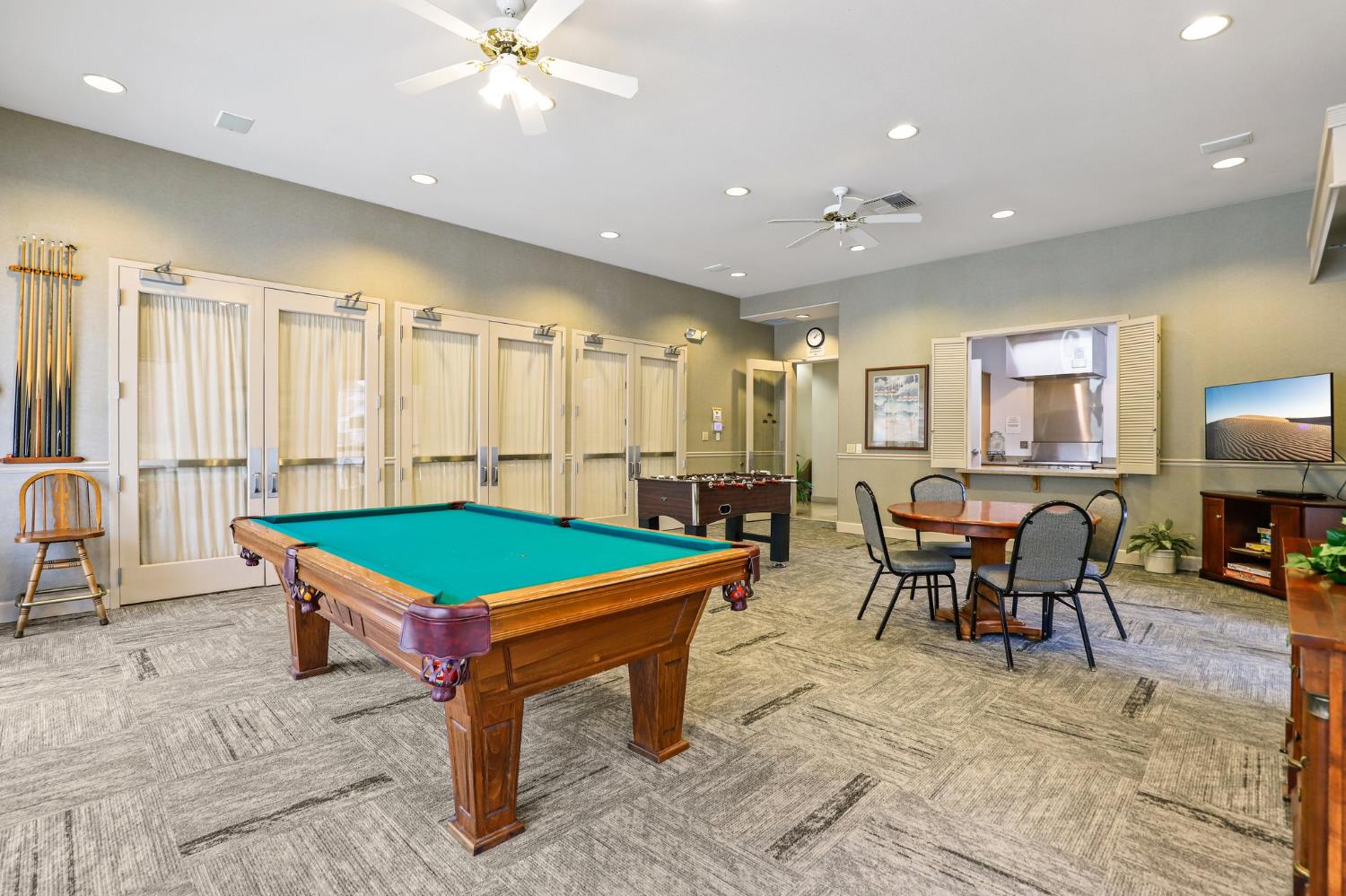 308 Fleming Court