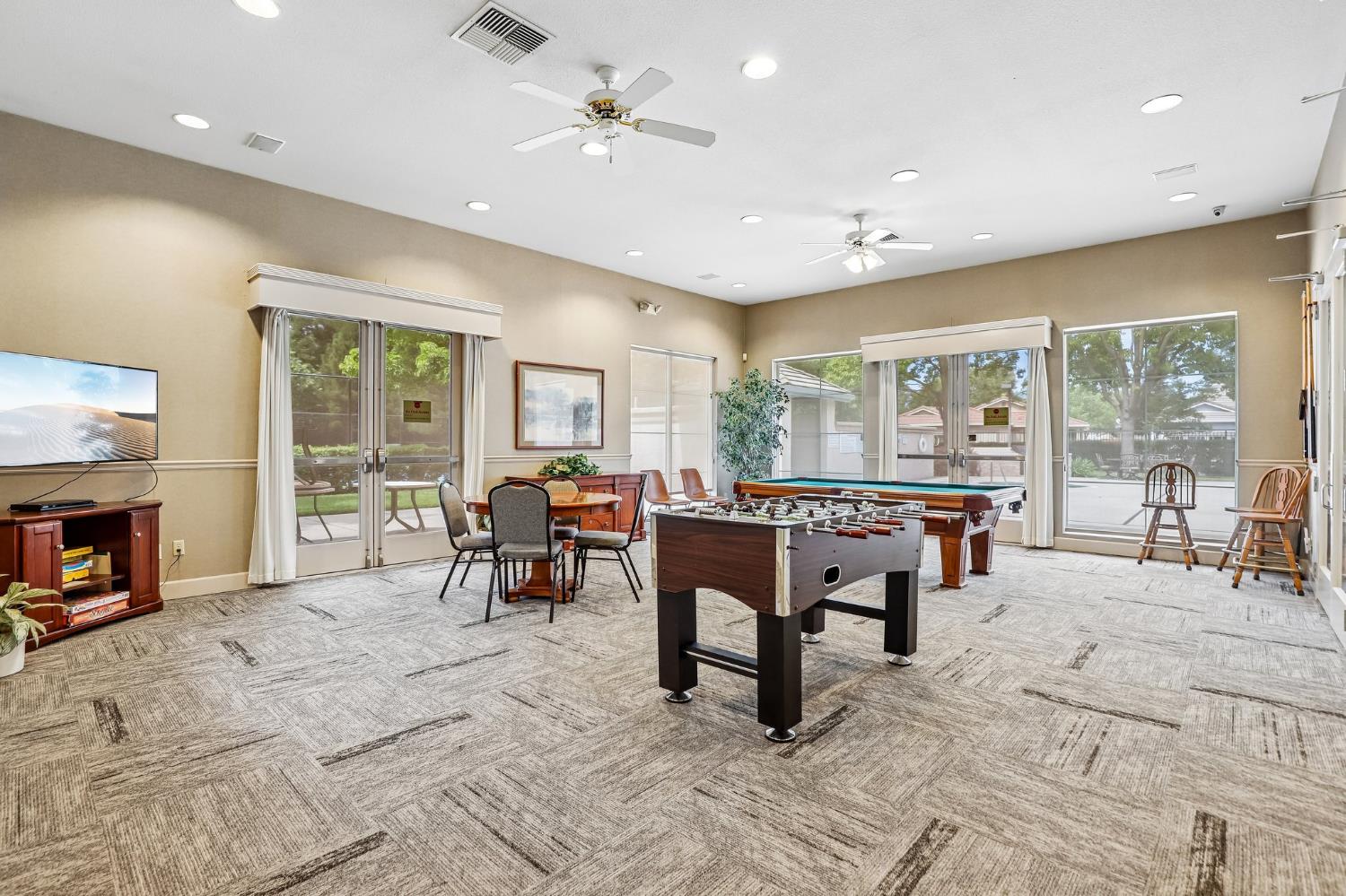 308 Fleming Court