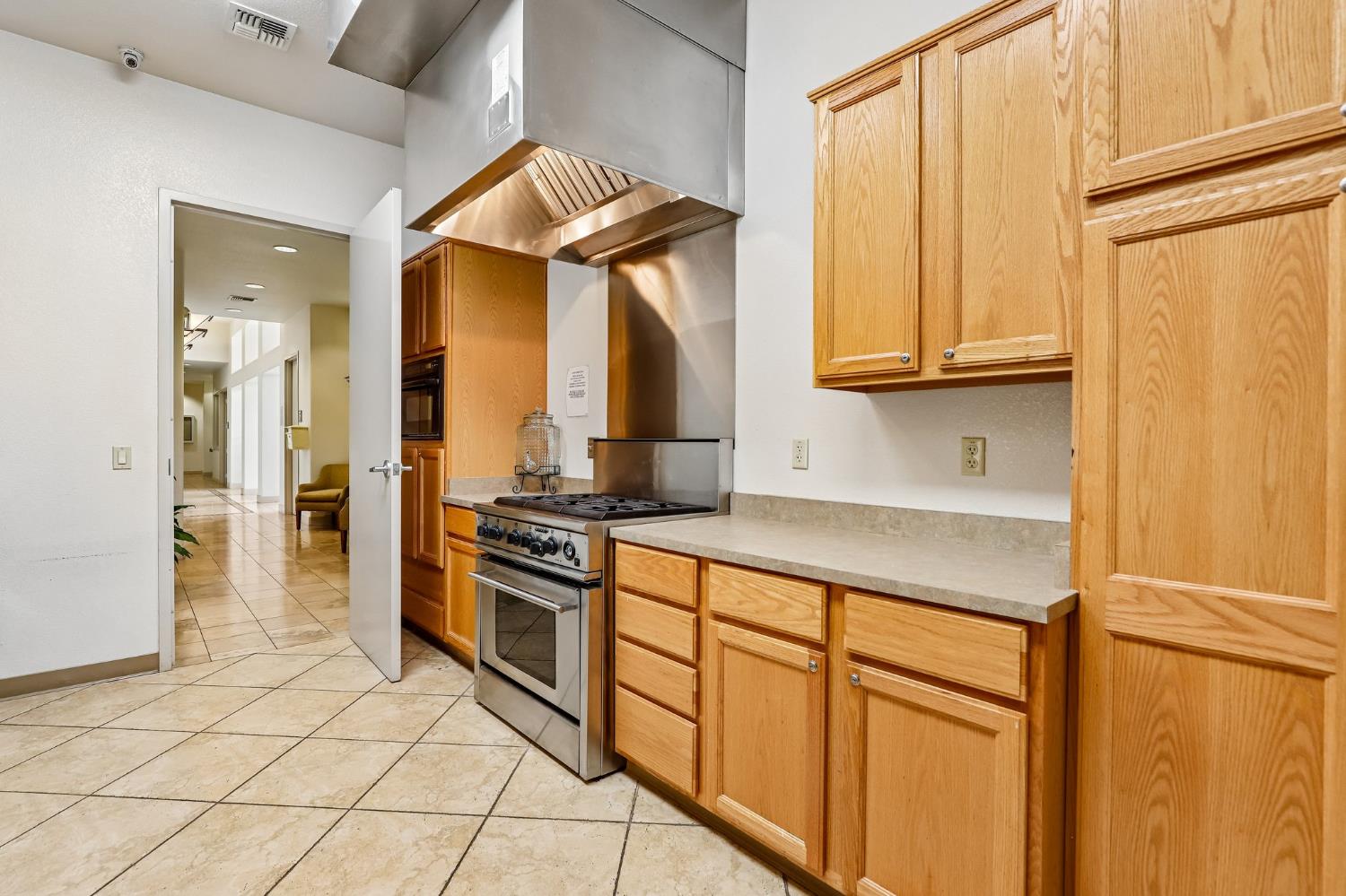 308 Fleming Court