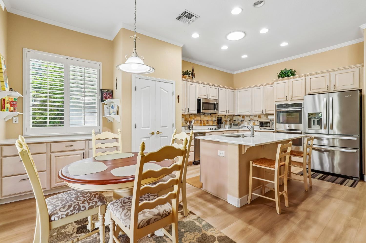 308 Fleming Court
