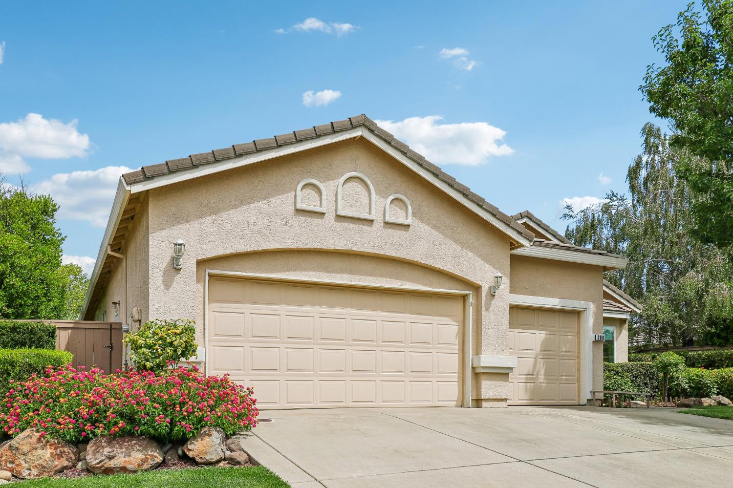 308 Fleming Court