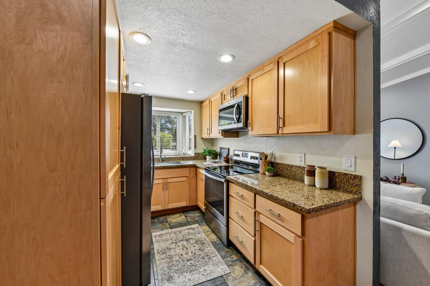 7711 Juan Way 1B