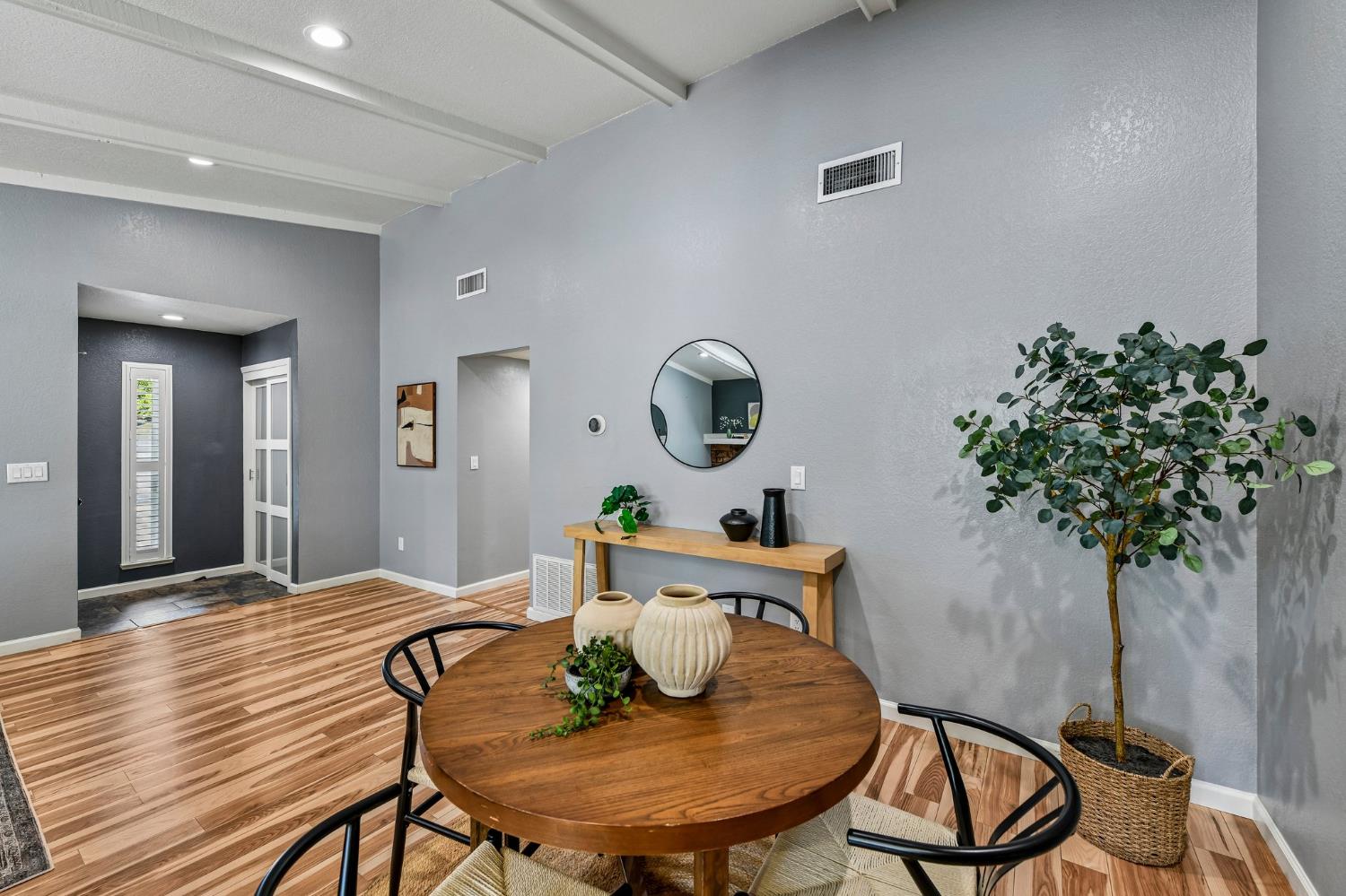 7711 Juan Way 1B