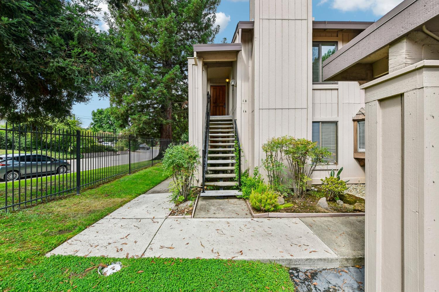 7711 Juan Way 1B