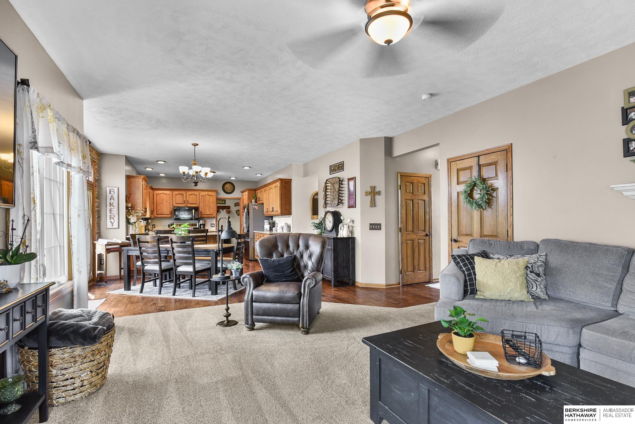 903 Killarney Drive