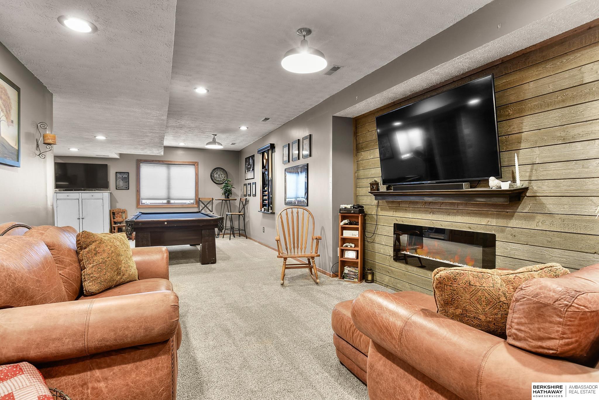 903 Killarney Drive