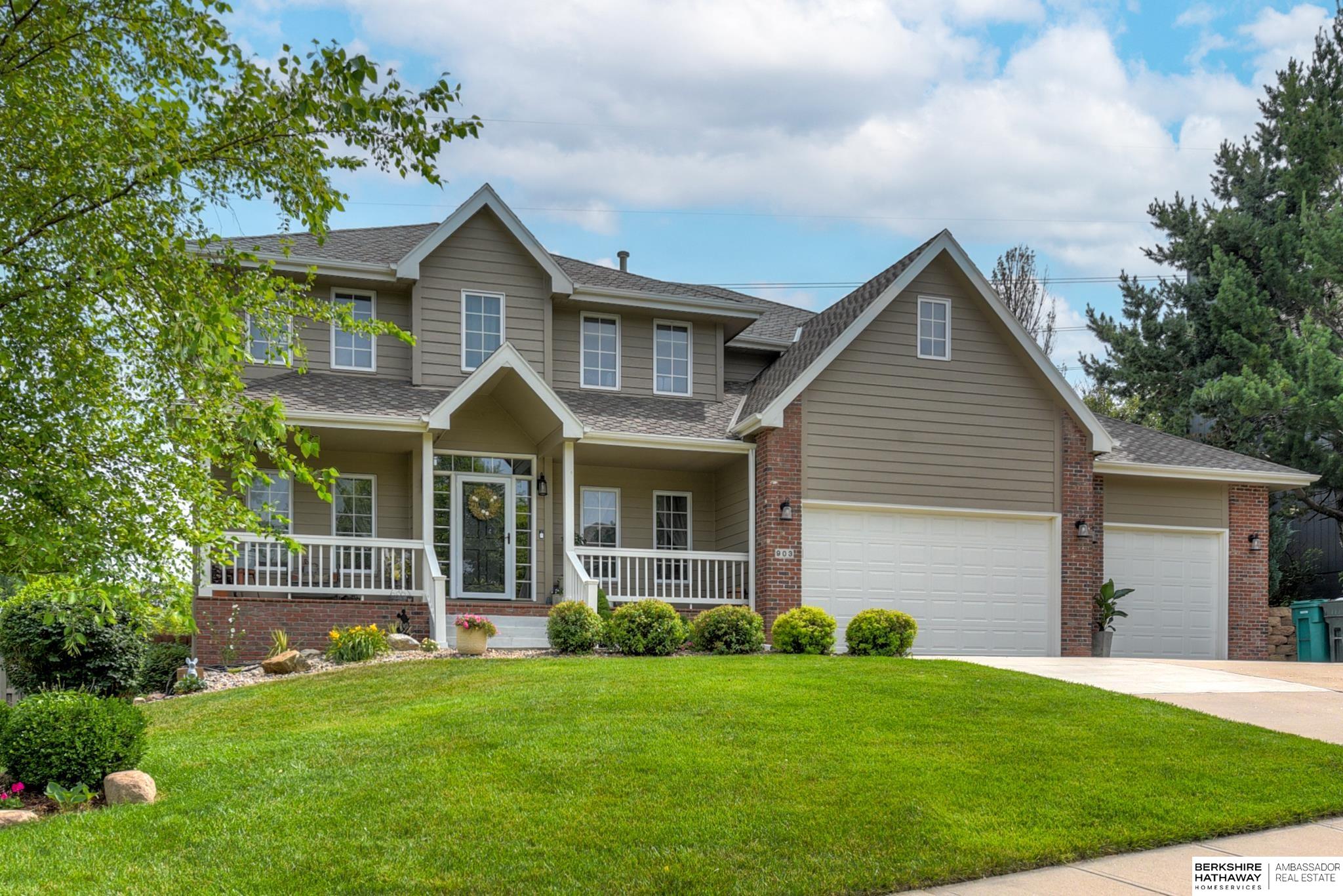 903 Killarney Drive