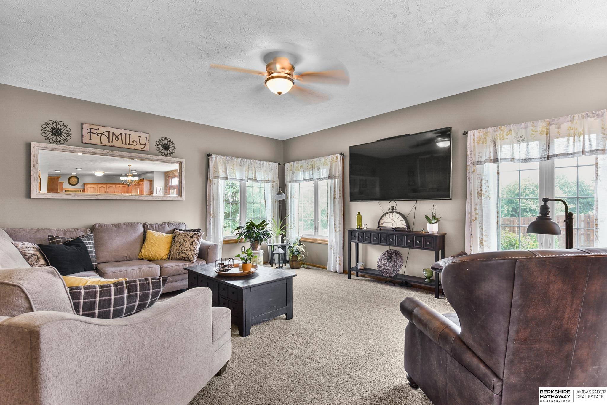903 Killarney Drive